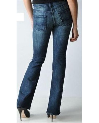 7 For All Mankind Signature Medium Wash Final Sale