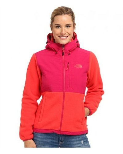 The North Face Women's Denali Hooded Fleece Jacket  Rambutan Pink / Red
